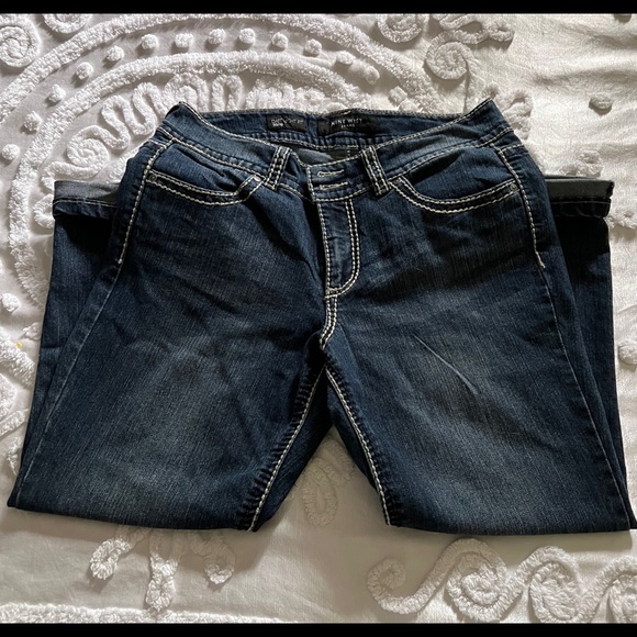 Preloved NINE WEST JEANS Date Night Fit Style: ANNETTE - Picture 1 of 10